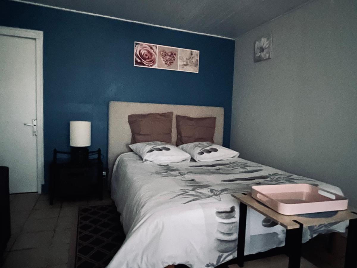 La Ligonne Bed & Breakfast Marillac Eksteriør bilde