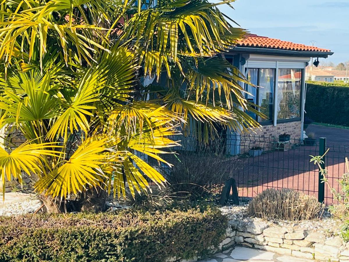 La Ligonne Bed & Breakfast Marillac Eksteriør bilde